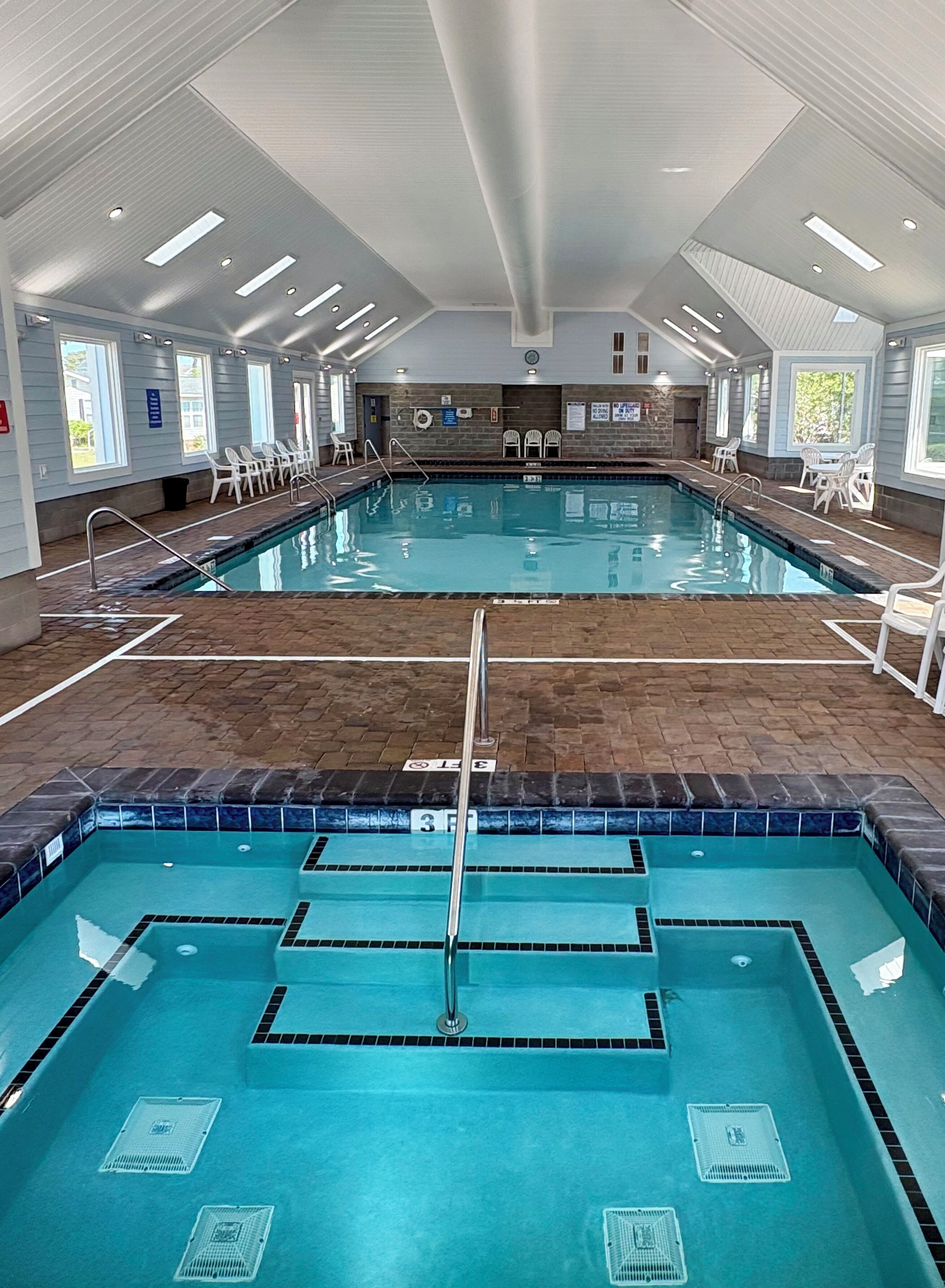 Piscina coperta, piscina all'aperto