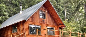 Woolly Bear Log Cabin Mountain Get-Away