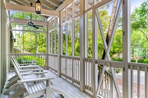 Terrace/patio - 13 Lake District Lane - Newly Updated and Spacious Home in WaterColor!! (Santa Rosa Beach)