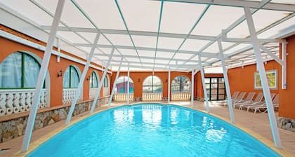 Finca Tropical Landhaus mit Meerblick, Pool, WLAN, Klimaanlage, Garten und Terrasse