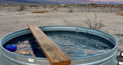 360’ views - 5 acres - stars - sunsets - hot tub
