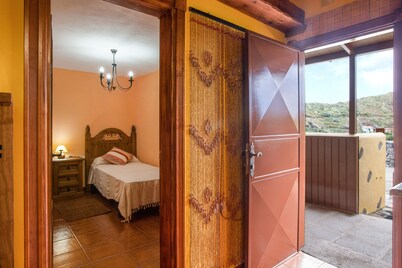 Casa Chinamada with Sea View, Mountain View, Terrace & Wi-Fi