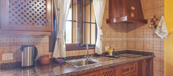 Casa Chinamada with Sea View, Mountain View, Terrace & Wi-Fi