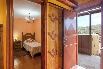 Casa Chinamada with Sea View, Mountain View, Terrace & Wi-Fi