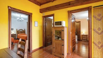 2 chambres, fer et planche Ă repasser, Wi-Fi gratuit, draps fournis