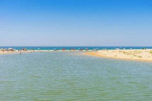 Vlak bij het strand