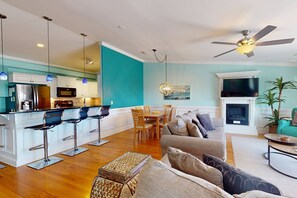 Smart TV, fireplace, ping pong, books