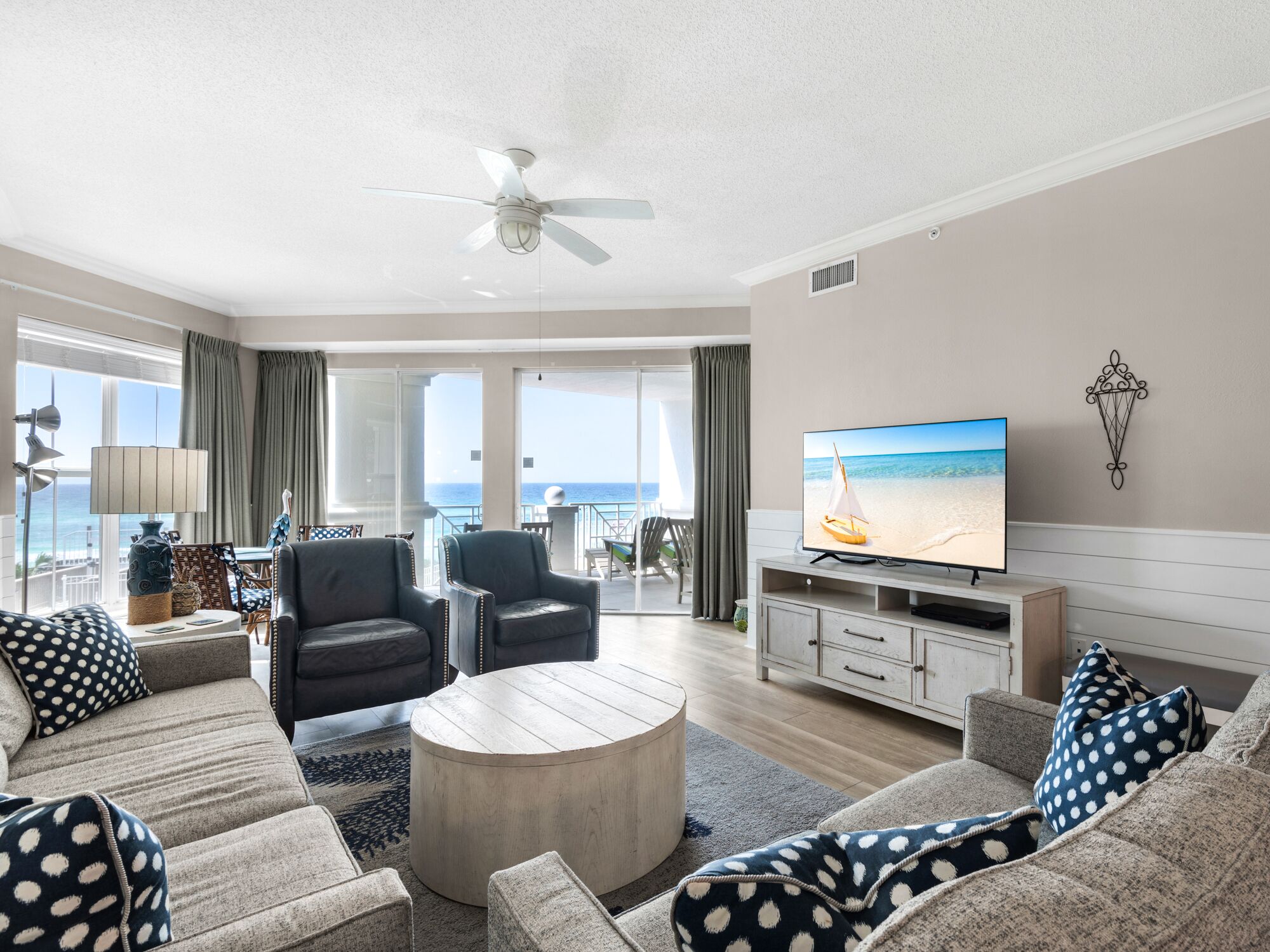 Stunning Balcony Beach Views - Beachfront - Steps to the Water!