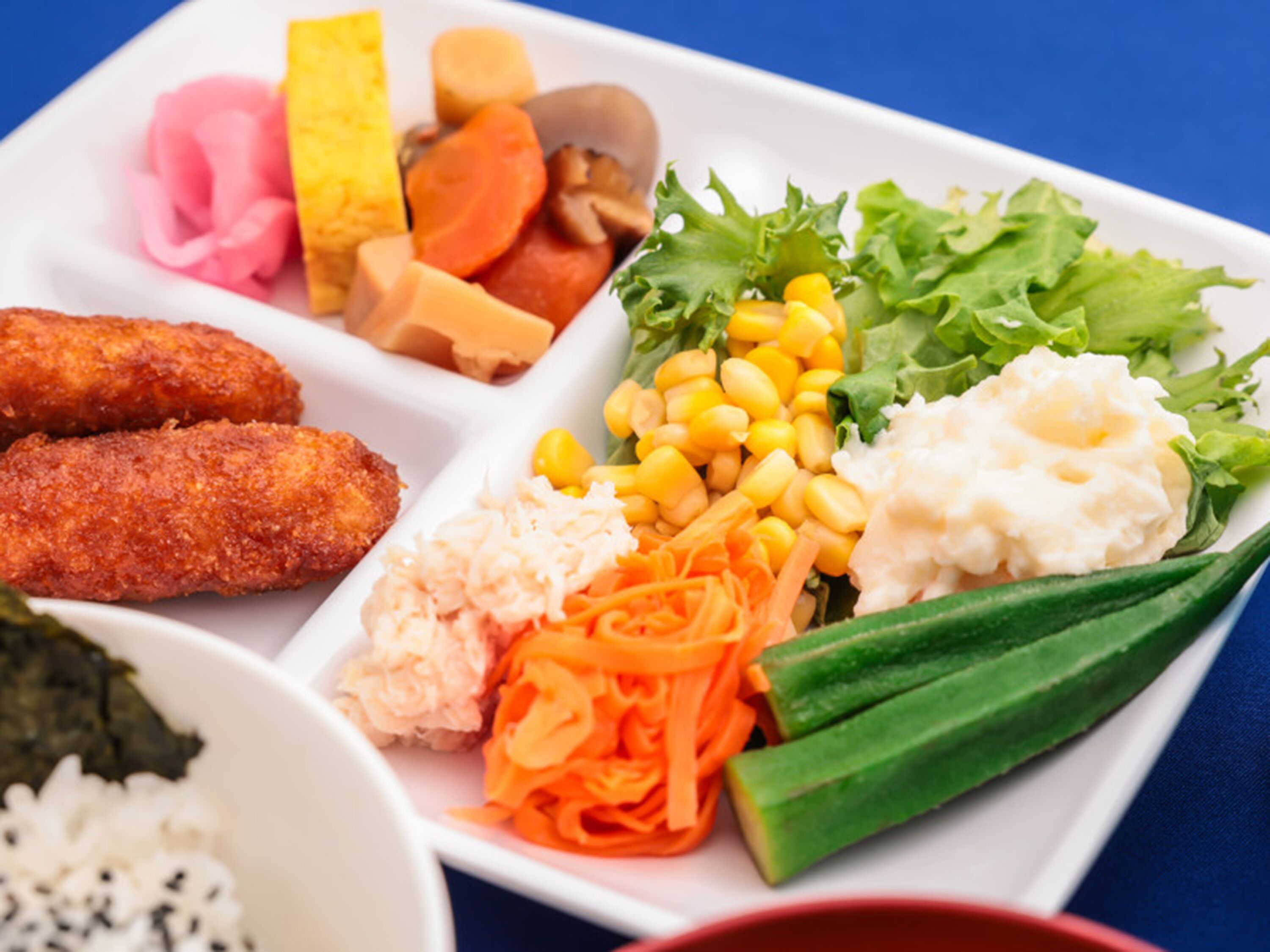 朝食