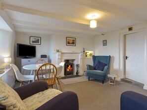 Cottage | Living area - Virginia Cottage (Torpoint)
