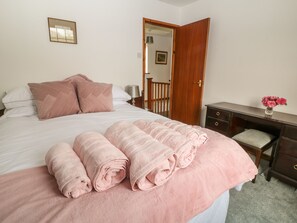 Cottage | Interior - Thrushel Cottage (Lifton)