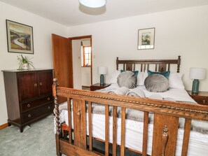 Cottage | 3 bedrooms, individually decorated, individually furnished, free WiFi - Thrushel Cottage (Lifton)
