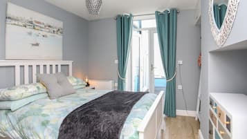 1 habitación, decoración personalizada y muebles diferentes