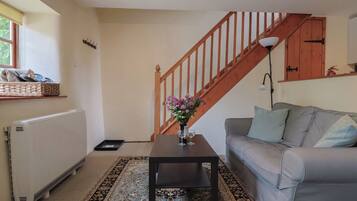 Cottage | Living area