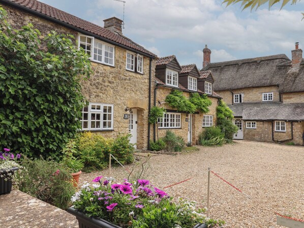 Exterior - Jasmine Cottage (Beaminster)