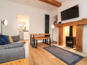 Cottage | Interior