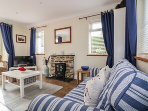 Cottage | Living room - Hazel Cottage (Tintagel)