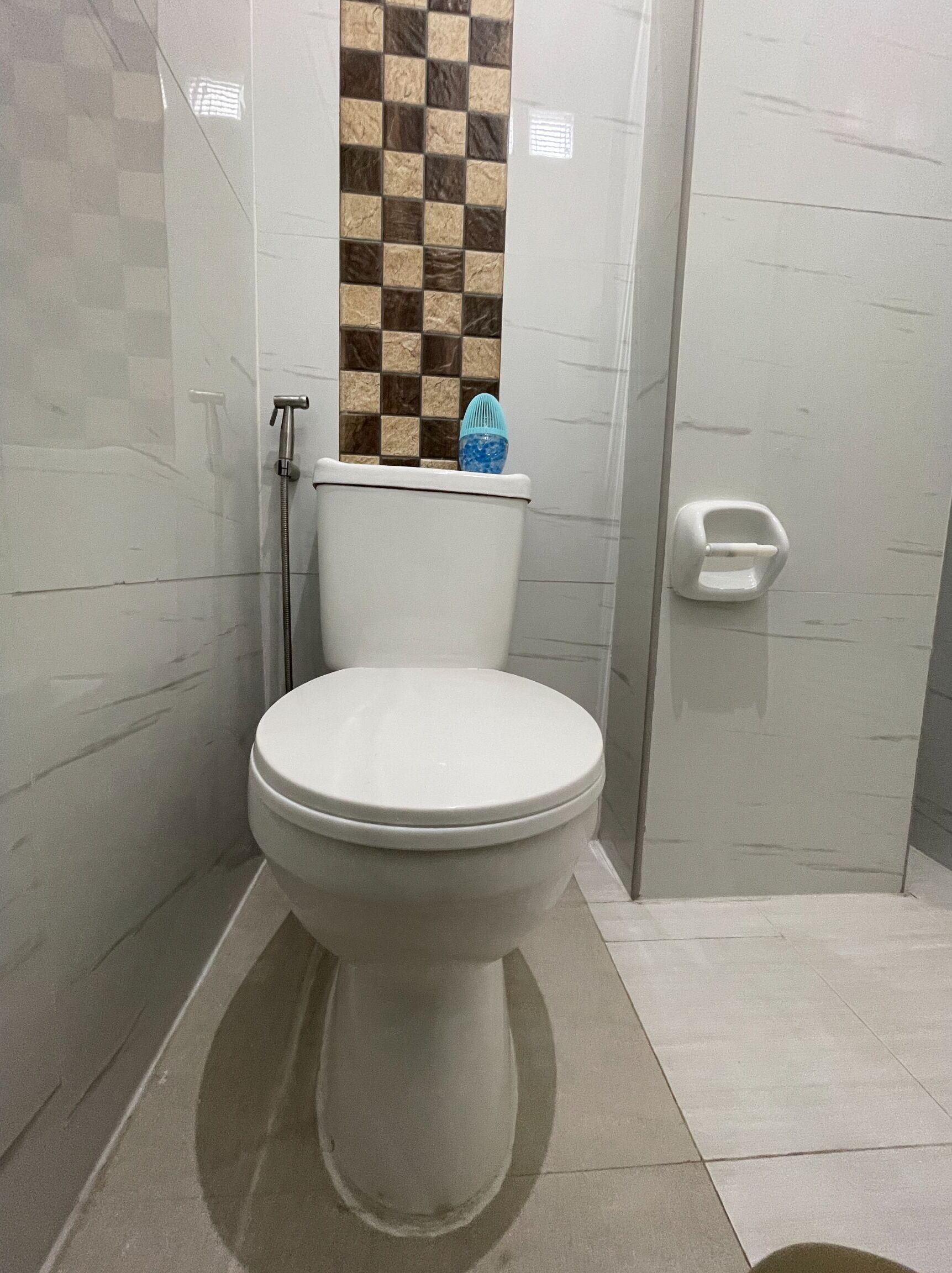 Superior Room | Bathroom | Shower, rainfall showerhead, free toiletries, bidet