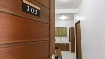 Standard Double Room | Bed sheets