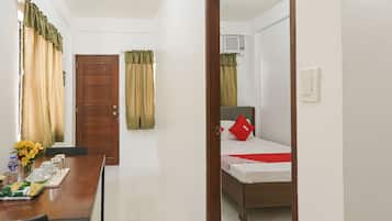 Standard Double Room | Bed sheets