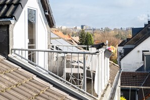 Classic Condo, 1 Bedroom, Non Smoking | Balcony