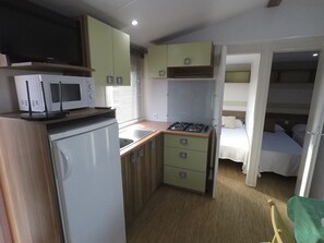 3 bedrooms, internet