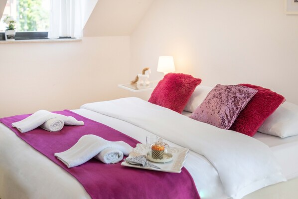 2 chambres, espace de travail pour ordinateurs portables