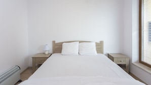 Room - Modern 1bdr Apartment Near Center - Free Parking (Sofia)