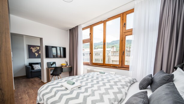 Room - Modern and Bright Duplex - Main Street (Sarajevo)