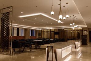 Se sirven desayunos, almuerzos y cenas