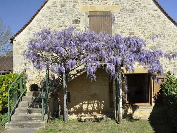 Exterior - Périgord house with pool and wifi, pets allowed, near Domme (Daglan)