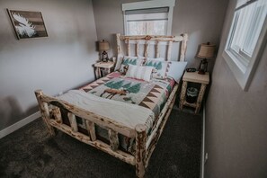 6 chambres, fer et planche à repasser, lit parapluie, Wi-Fi gratuit