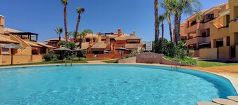 Apartment with private roof terrace