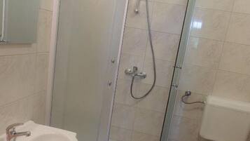 Apartment (Two Bedroom Apartment with Terrace) | Bathroom | Shower, hair dryer, towels, soap