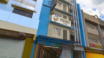 واجهة المنشأة