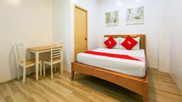 مكتب وواي فاي مجانًا وملاءات أسرّة