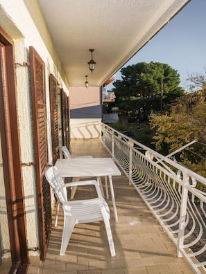 Balcony - Apartments Gaj Brodarica (Sibenik)