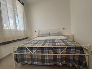 3 dormitorios, tabla de planchar con plancha, wifi