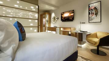 1 bedroom, down duvets, minibar, in-room safe