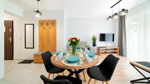 Appartement (14 C) | Cuisinette privée | Réfrigérateur, surface de cuisson, bouilloire électrique