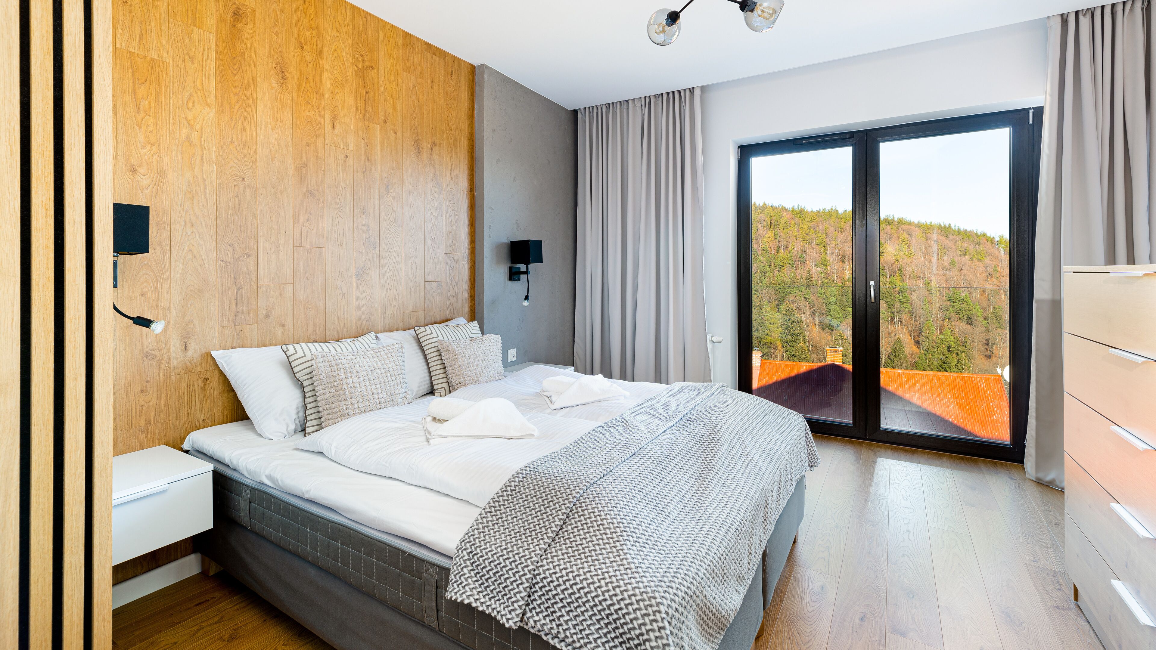 Apartment (16 C) | Laptop workspace, iron/ironing board, free WiFi, bed sheets