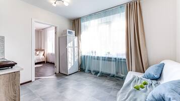 Comfort-Apartment, 1 Doppelbett und Schlafsofa | 1 Schlafzimmer, Bügeleisen/Bügelbrett, kostenloses WLAN, Bettwäsche