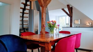 Luxury Apartment, Garden View | Private kitchen | Fridge, coffee/tea maker, electric kettle - villa appartements syke (Syke)