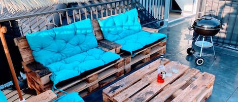 LyxlÀgenhet - utsikt mot trÀdgÄrden | Terrass/Patio