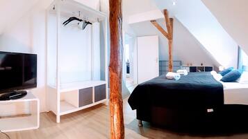 Apartemen Mewah, pemandangan kebun | 2 kamar tidur dan didekorasi berbeda-beda