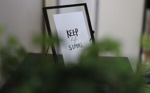 Unclassified image, 5 of 24, button