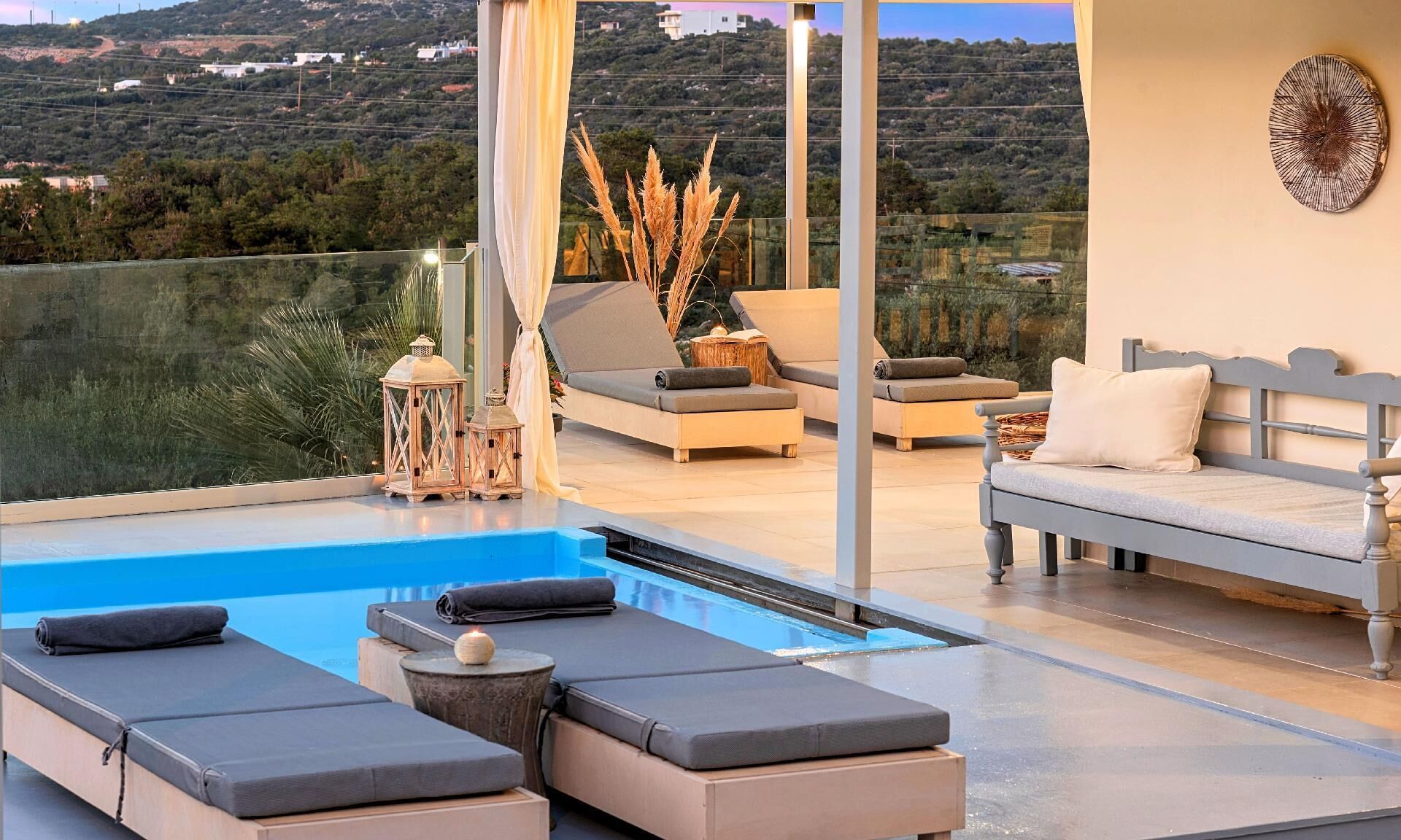 Et oppvarmet basseng