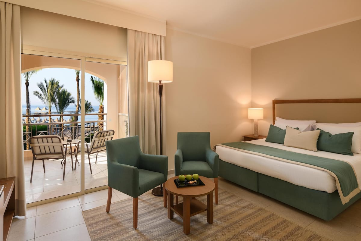 1 bedroom, minibar, in-room safe, free cots/infant beds