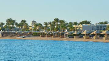 Playa privada, arena blanca