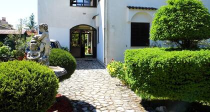 Holiday apartment Radići for 1 - 4 persons with 2 bedrooms - Holiday house